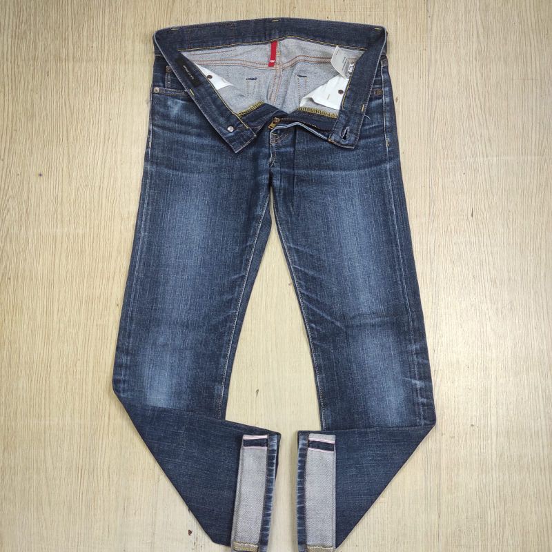 celana jeans pria uniqlo selvedge slim fit straight second