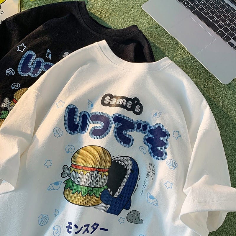 Kaos Casual Oversized Hungry Shark Japanese Style T-Shirt