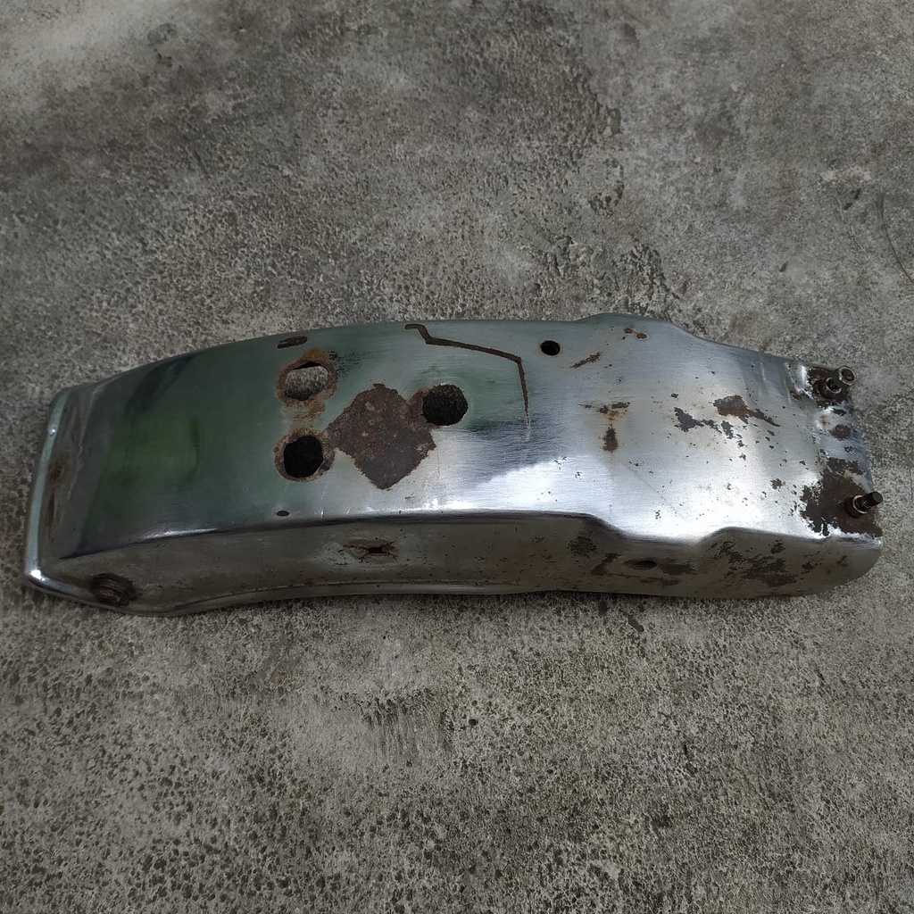 spakbor slebor belakang besi honda win100 original copotan