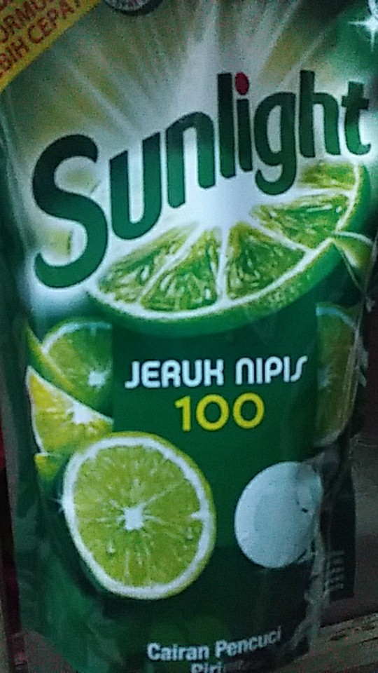 Sabun Cuci Piring Sunlight Jeruk Nipis