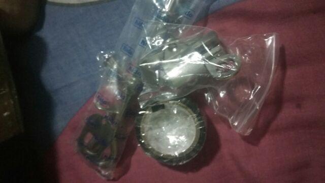 Spring Knife Grendel Jendela Selot Jendela