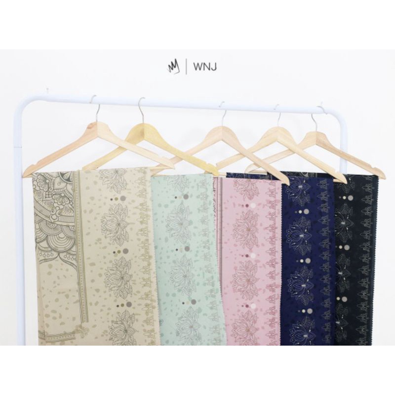 Scarves Kolibri'22 Krudung Segi Empat Hijab Premium Exclusive Bahan Voal Ultrashine Silk Kain Lembut