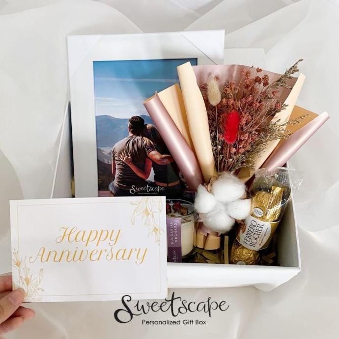 

GIFT BOX PACKAGE 278-PAKET HAMPERS 278 - PARCEL ANNIVERSARY DSG54546WE