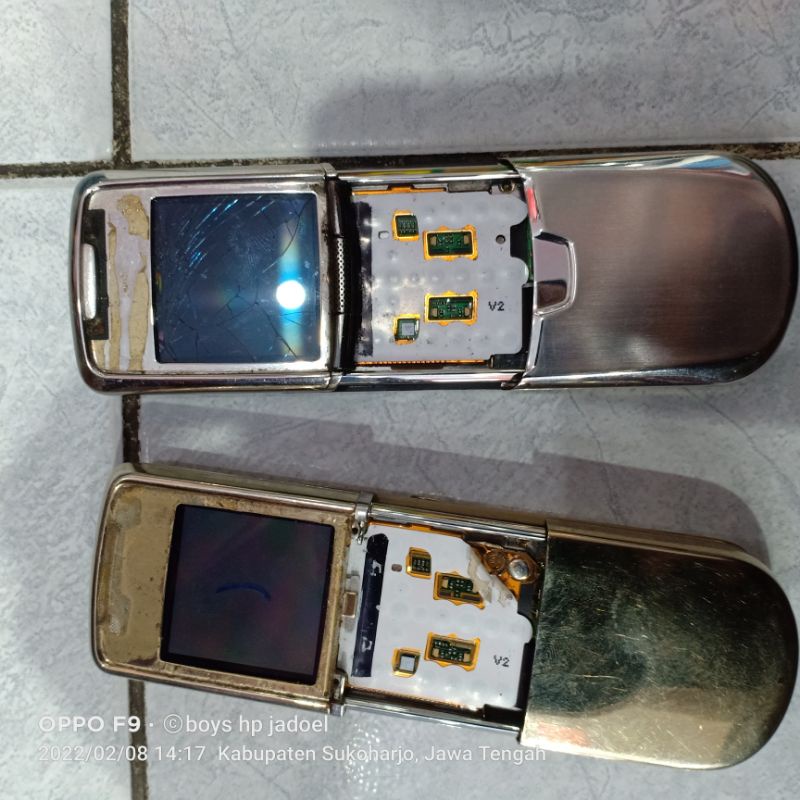 nokia 8800 clasik bahan