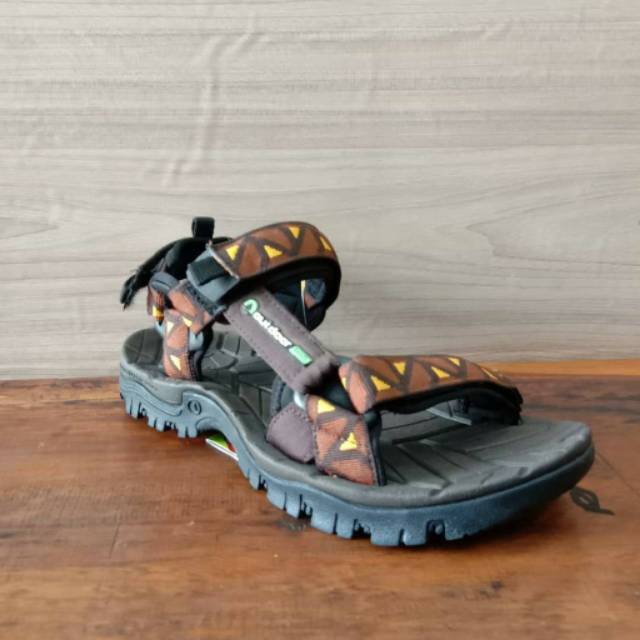 Sandal Gunung Hiking Sandals Outdoor Pro OMEGA dan Sandal Gunung Outdoor Pro NEW OMEGA