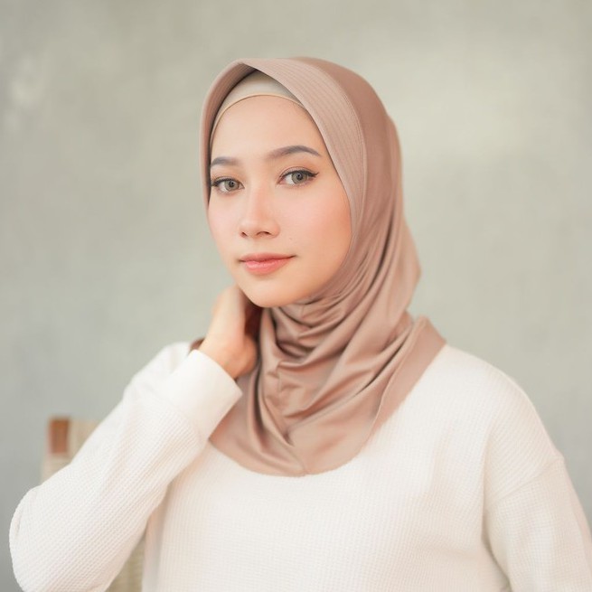 Nadiraa Hijab Emira Premium Bergo-1