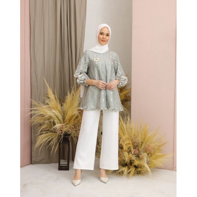 Cika blouse by Wearing Klamby