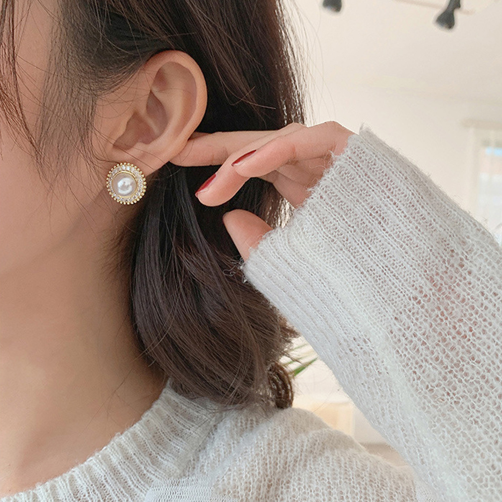 Anting Stud Kristal Mutiara Imitasi Bentuk Bulat Geometris Warna-Warni Gaya Retro