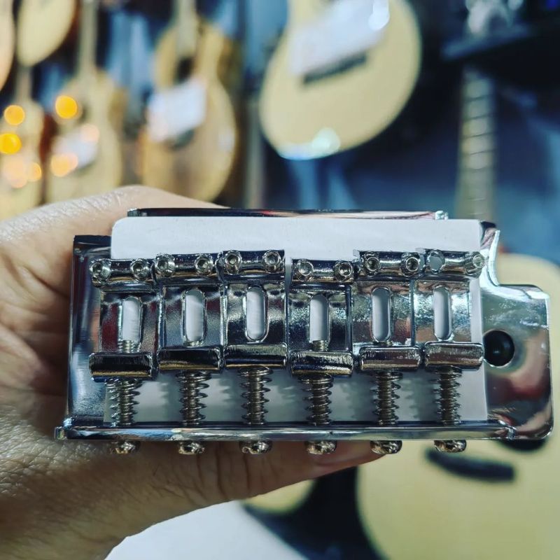 Bridge gitar Tremolo 2pivot Strato Squier Original ala gotoh