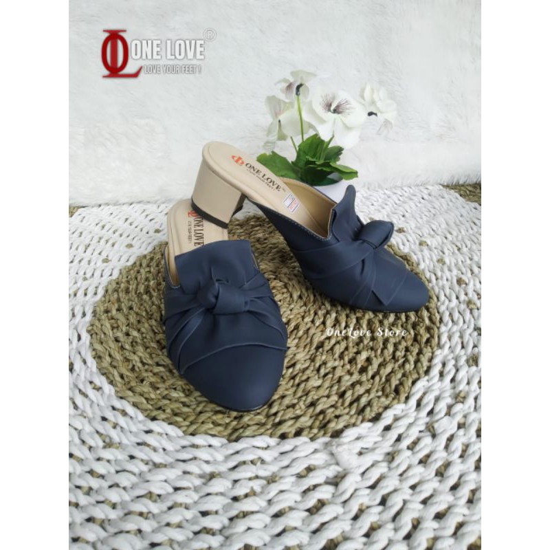 BIG SALE ONE LOVE sendal pesta