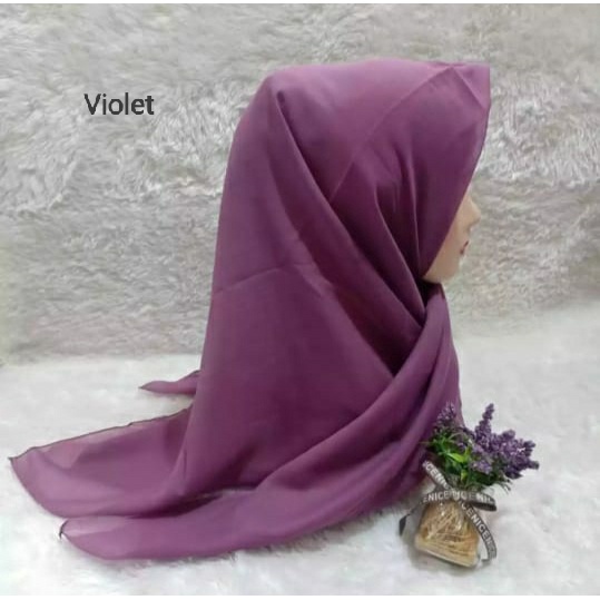 QBZ / SEGI 4 PARIS PREMIUM SERI WARNA 3 / JILBAB SEGIEMPAT PARIS NECI /SEGI EMPAT REDROS/VARISA/AZARA / CIPUT RAJUT DUA WARNA-Violet