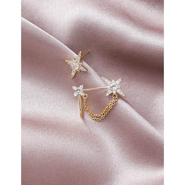 LRC Anting Tusuk Fashion Golden Asymmetric Diamond Chain Star Earrings D71058