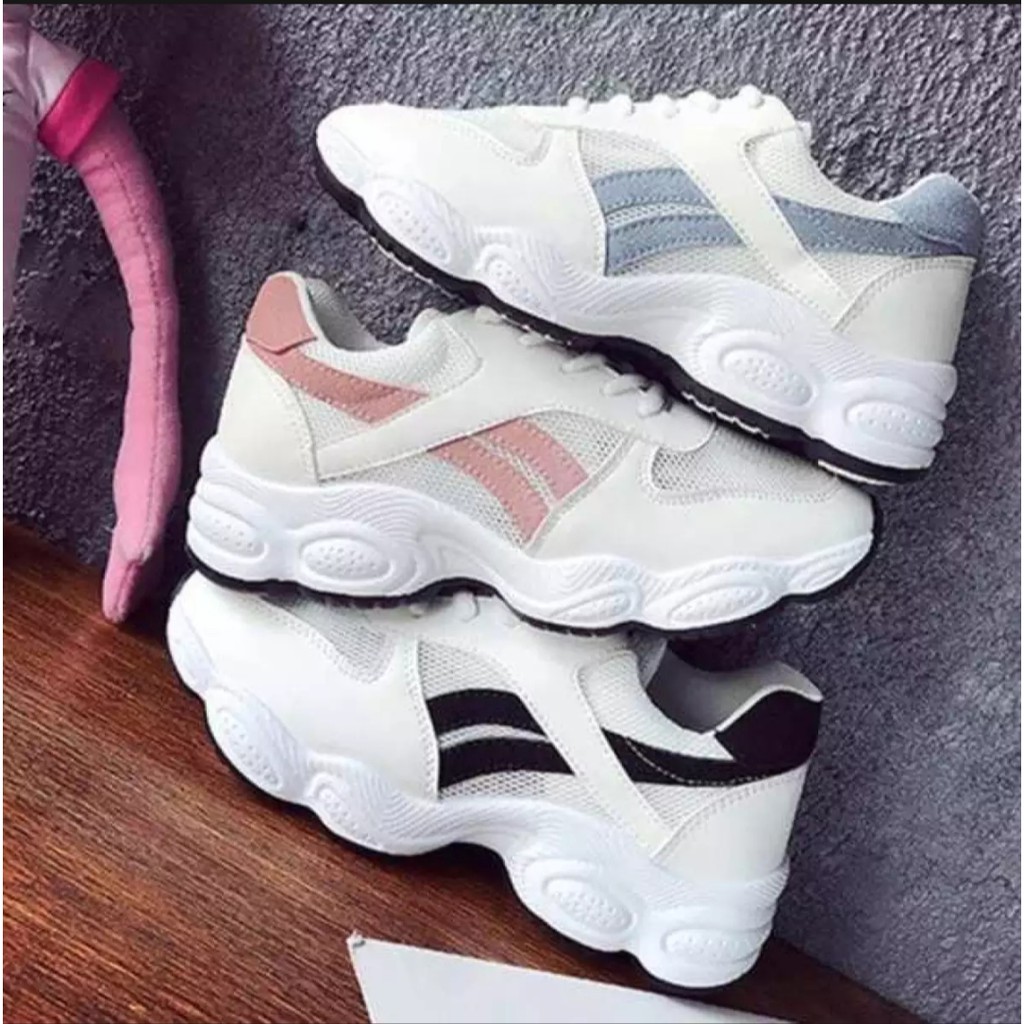 Sepatu Wanita Model Terbaru / Sepatu Sport Wanita PP / Sepatu Wanita TERMURAH/TERLARIS