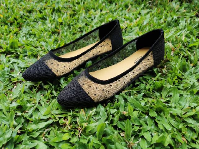 Arlaine- Lucia flatshoes sepatu brukat sepatu flat shoes wanita flatshoes polkadot [Hitam-Salem]