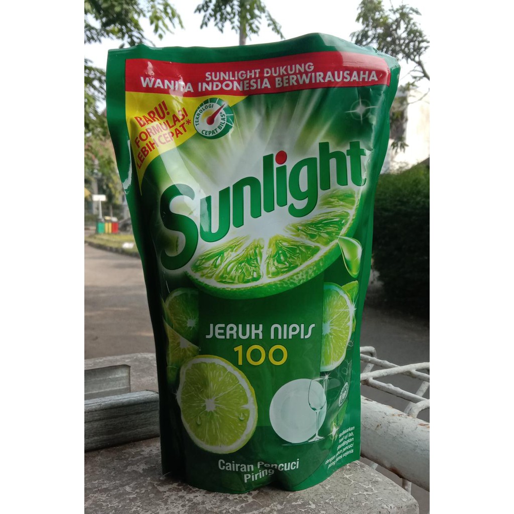 SUNLIGHT JERUK NIPIS ISI 650ML/700ML