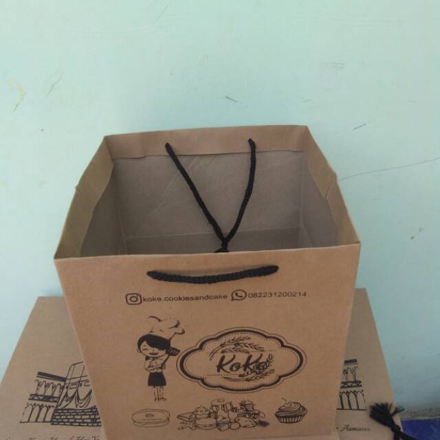 

Paperbag kotak nasi/ bolu,dll kraf murah P22x L22 x T 25cm