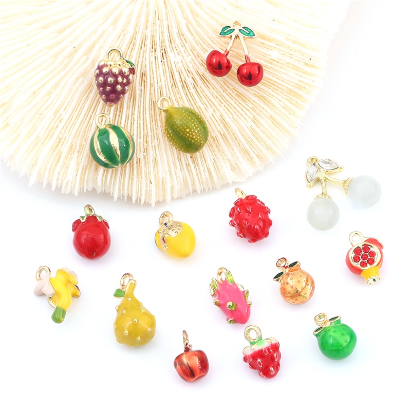 2pcs / Kantong Liontin Bentuk Buah Multi Ukuran Bahan Alloy Warna Emas Untuk Membuat Perhiasan