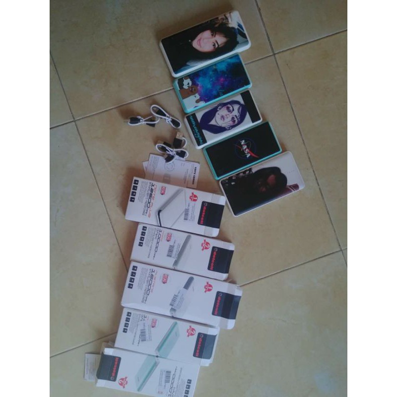 Powerbank Delcell Custom PREMIUM