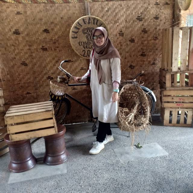 asmarahadinur