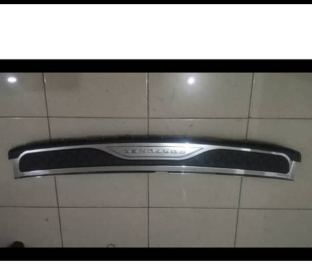 Sillplate belakang grand Fortuner TRD 2012-2015