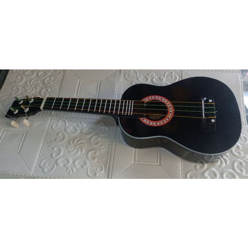 UKULELE Kentrung gitar kecil senar 4 pengamen