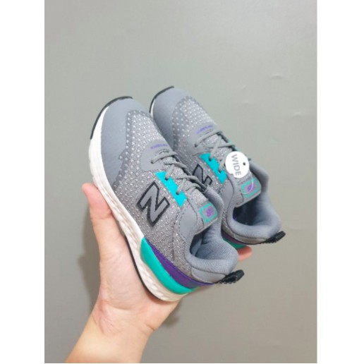 Sepatu New Balance Kids Unisex Slip On Grey Wide Original Store / Sneakers Kets Anak NB Abu Biru Ori