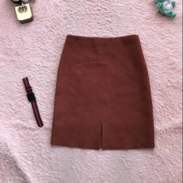 Preloved Rok span