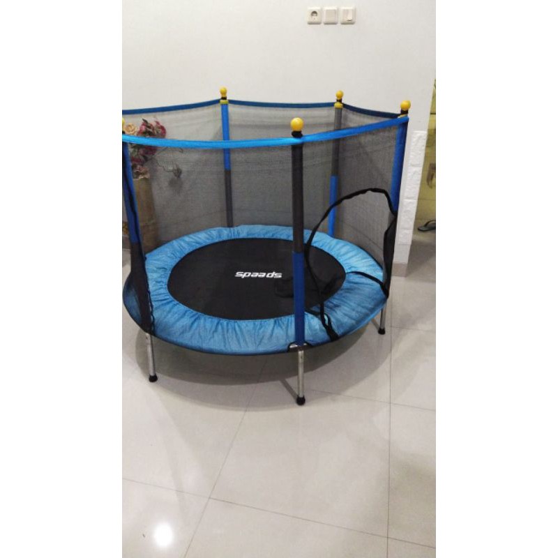 Trampoline anak