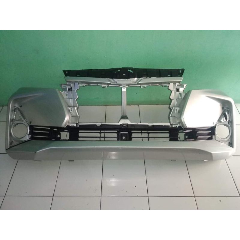 bumper depan avanza g 2019