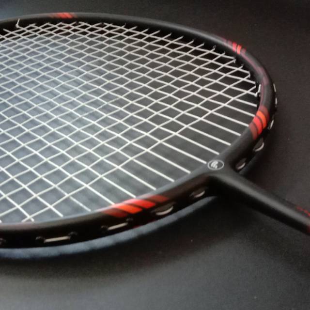 Raket badminton protech nexo