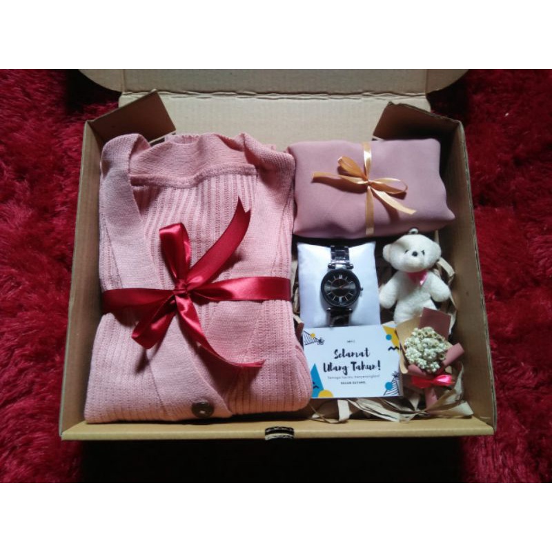 

hampers cewek/kado cewek/kado ulang tahun