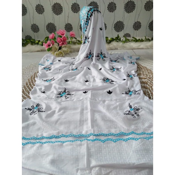 Mukena Terusan / Lajuran Bordir Semi Sutra Jumbo