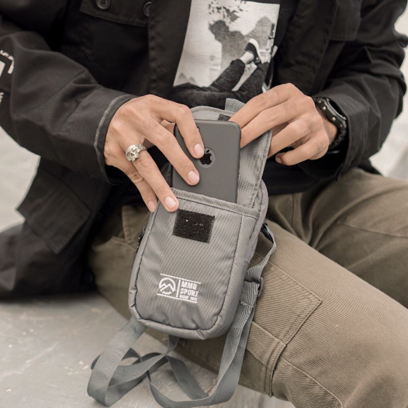 Mmo Sport Tas Selempang Pria Waterproof Hanging Wallet Gantung Leher