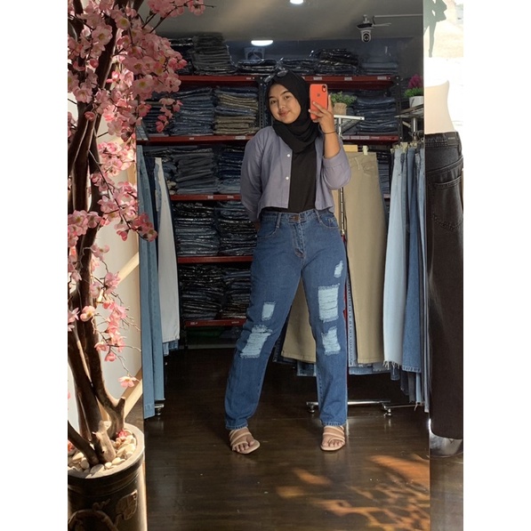 Elif Ripped Boyfriend || HIGHWAIST || JEANS JUMBO || JEANS BIGSIZE || CELANA JEANS JUMBO WANITA || J