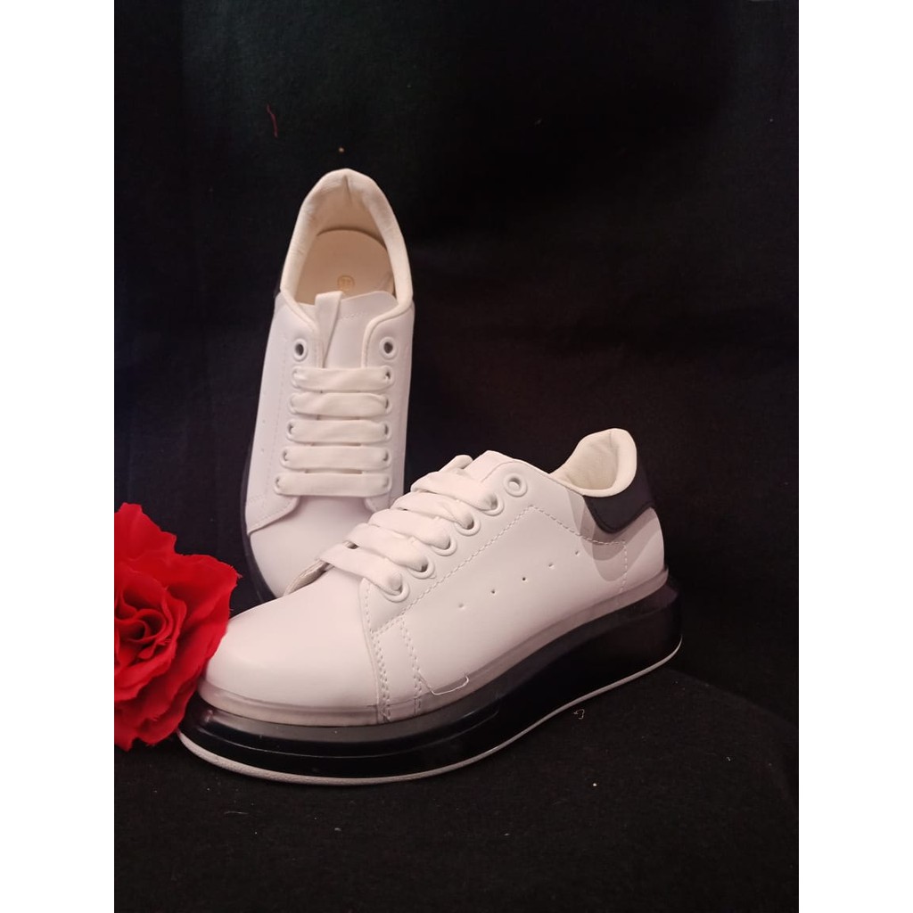 SEPATU SOFIYA