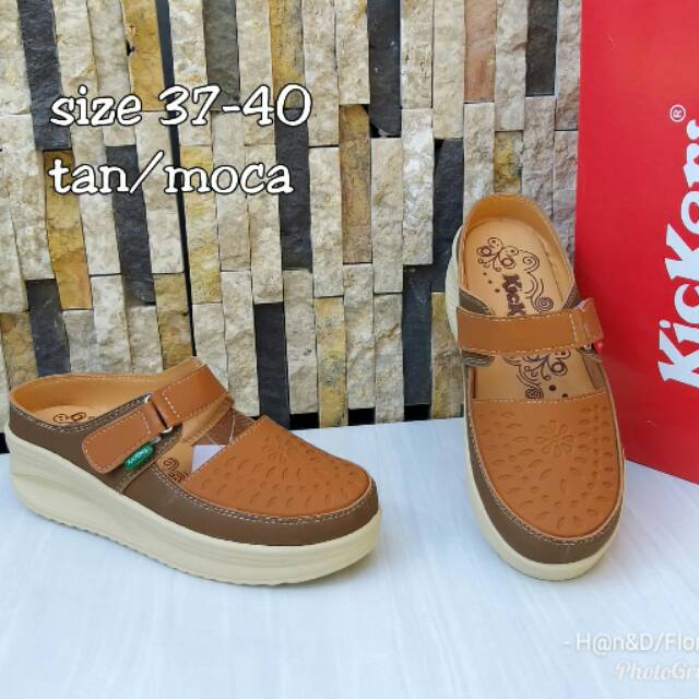 Sandal Wedges Kickers