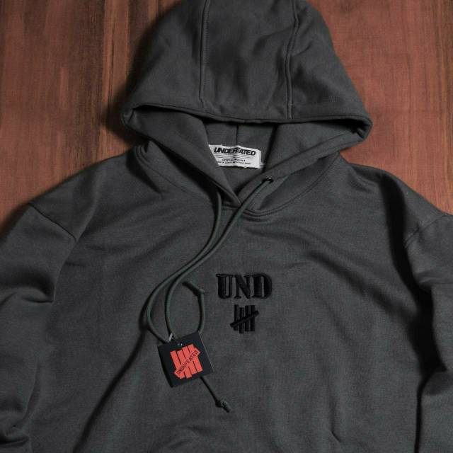 Jaket sweater Hoodie undefeated