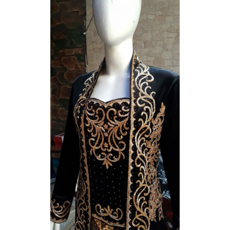 kebaya kahayang/kebaya kutubaru/kebaya lulu