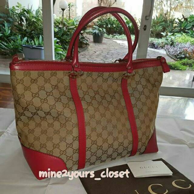 Preloved authentic Gucci lovely borsa bag shoulder handbag authentic original very good condition