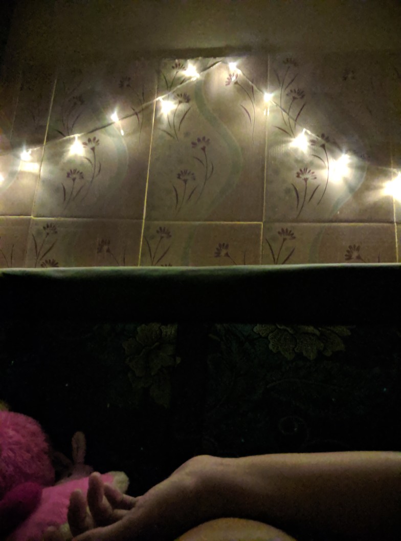 Setelan Jumbo Celana Panjang Batik Kaos Kencana Ungu