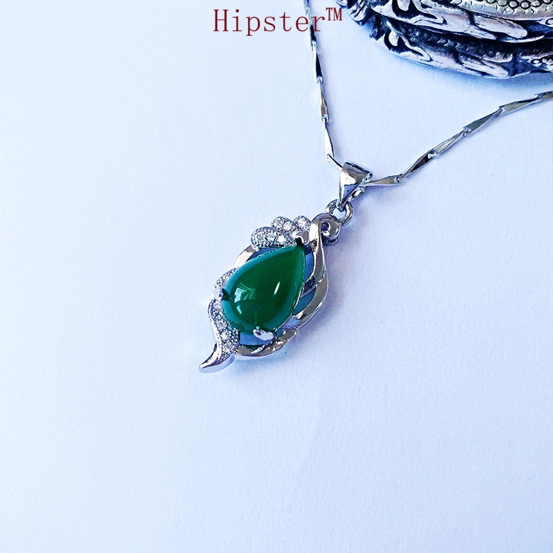 Retro Fashion Luxury Green Jade 18K Gold Pendant Full Diamond Necklace