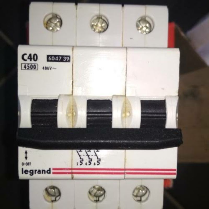 MCB 3 phase 40 ampere LEGRAND