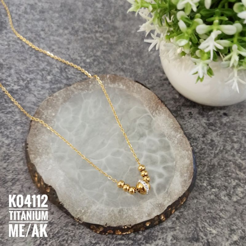 Kalung Titanium Bola Gold Zircon K04112