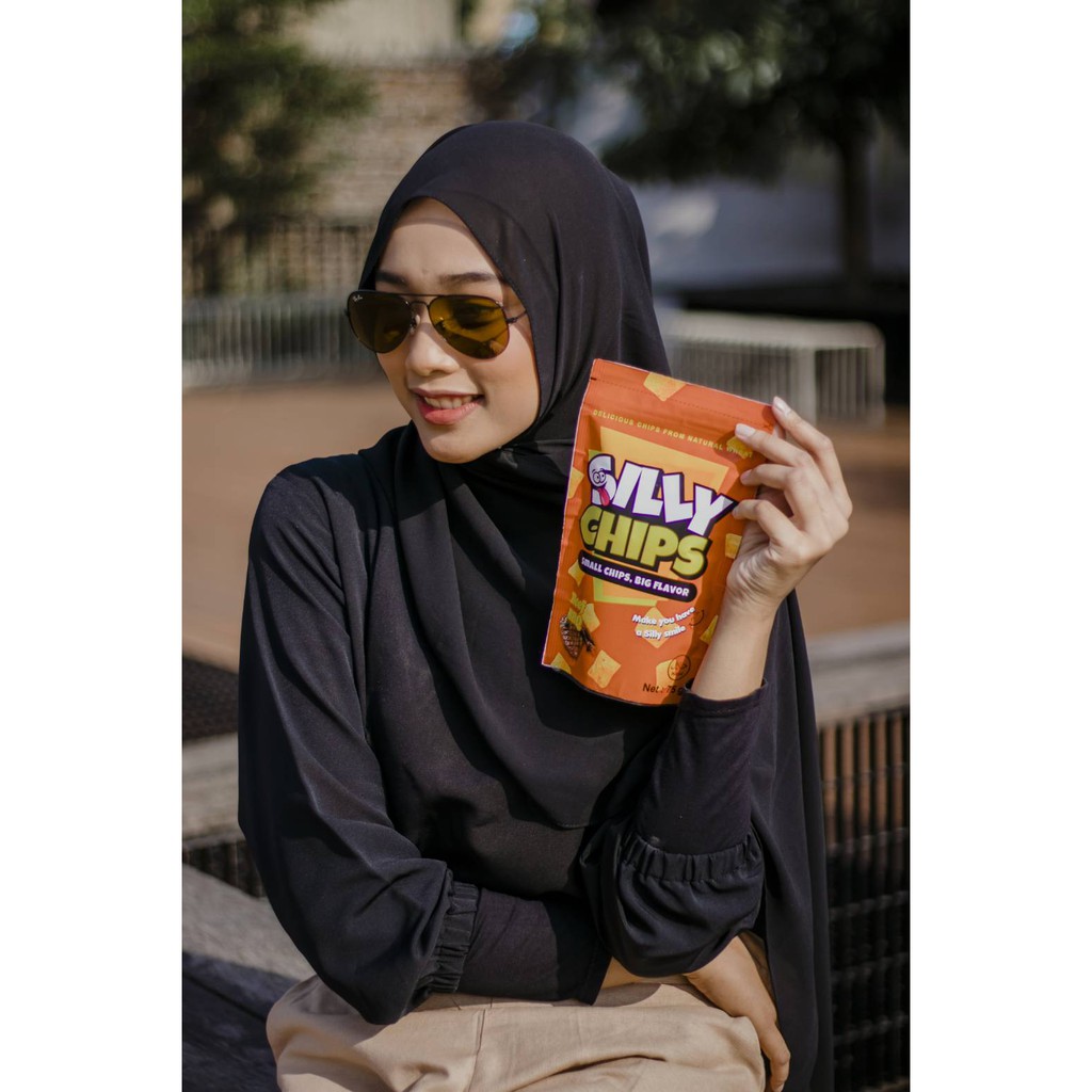 Silly Chips | Snack Keripik Pangsit Wheat Crackers Natural | 60 Gram | Snack Kesukaan Anak | No MSG | Yummy Tasty | Keripik Pangsit Krispi | Chips | Kripik Krepek Keripek Kripek Pangsit Goreng Halal Snack Anak Cemilan Anak Sehat | Cemilan Kesukaan Anak