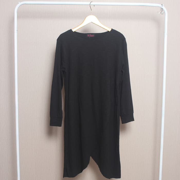 Blouse Shila Tunik - Black Warna Hitam Polos Trend Remaja Dewasa