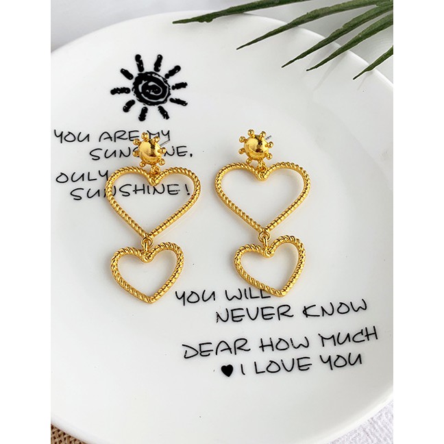 LRC Anting Tusuk Fashion Gold Alloy Hollow Love Earrings F62400