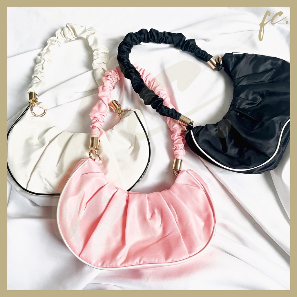 Hand Moon Bag / Sling Bag / Tas Bahu Clutch Korea Scrunchie White Black Pink Clutch Pastel Impor Pre