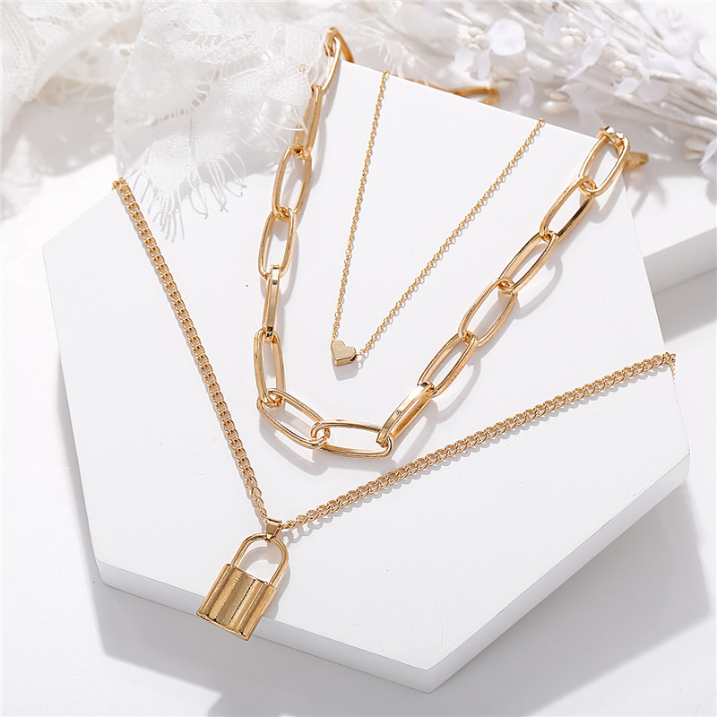 Fashion Retro Personality Butterfly Pendant Lock Multilayer Chain Choker Korean Bohemian Gold Necklace Jewelry Accessories Gift