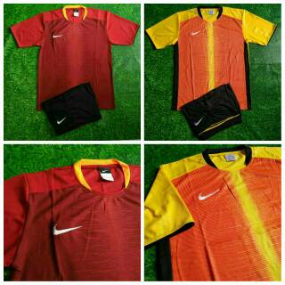 Stelan baju  jersey Futsal Nike maroon Hitam  Putih  Merah 