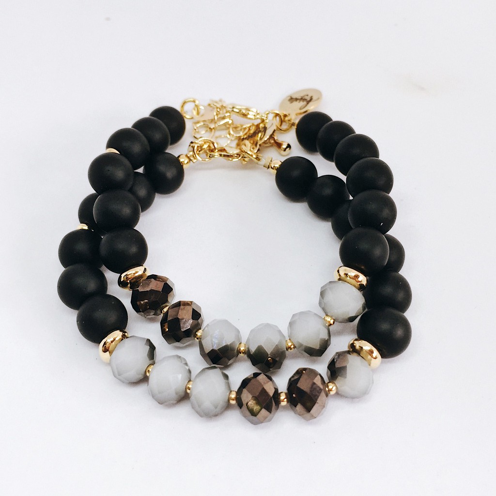Black stone bracelet - Gold Plated
